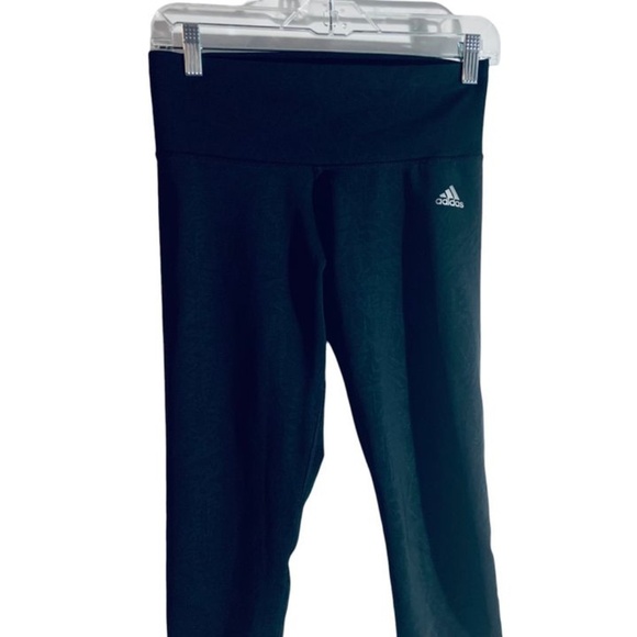 🖤ADIDAS Small Black 3/4 Capri Climate Legging🖤🆕 - Picture 4 of 10